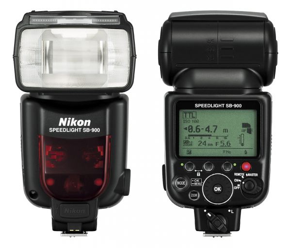 Flash Nikon SB 900